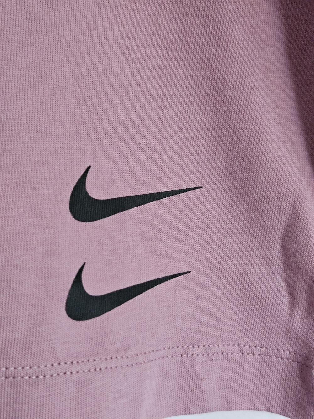 Nike Women’s Triple Swoosh Crop Tee - Mauve - Small - Picture 3 of 10